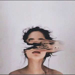 Meet your Posher, Aine